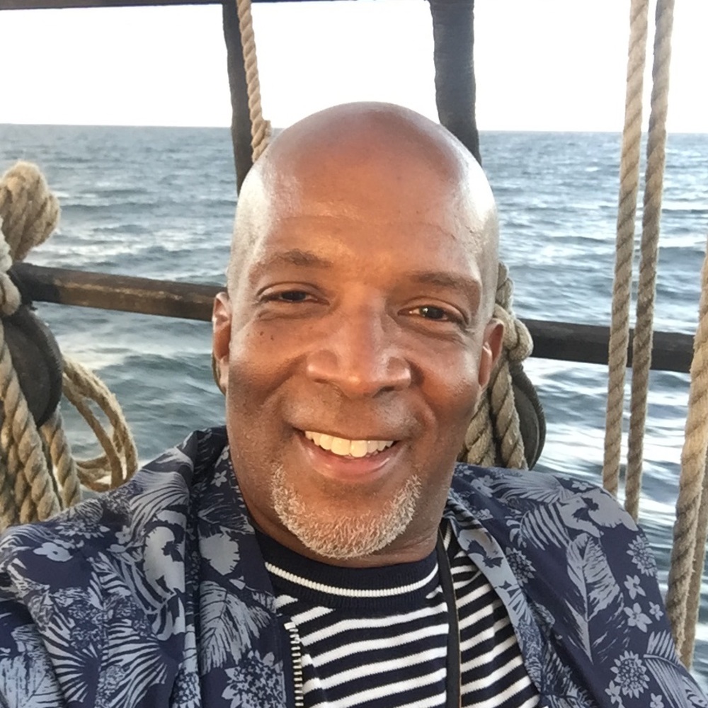 Meet your Posher, Tonie